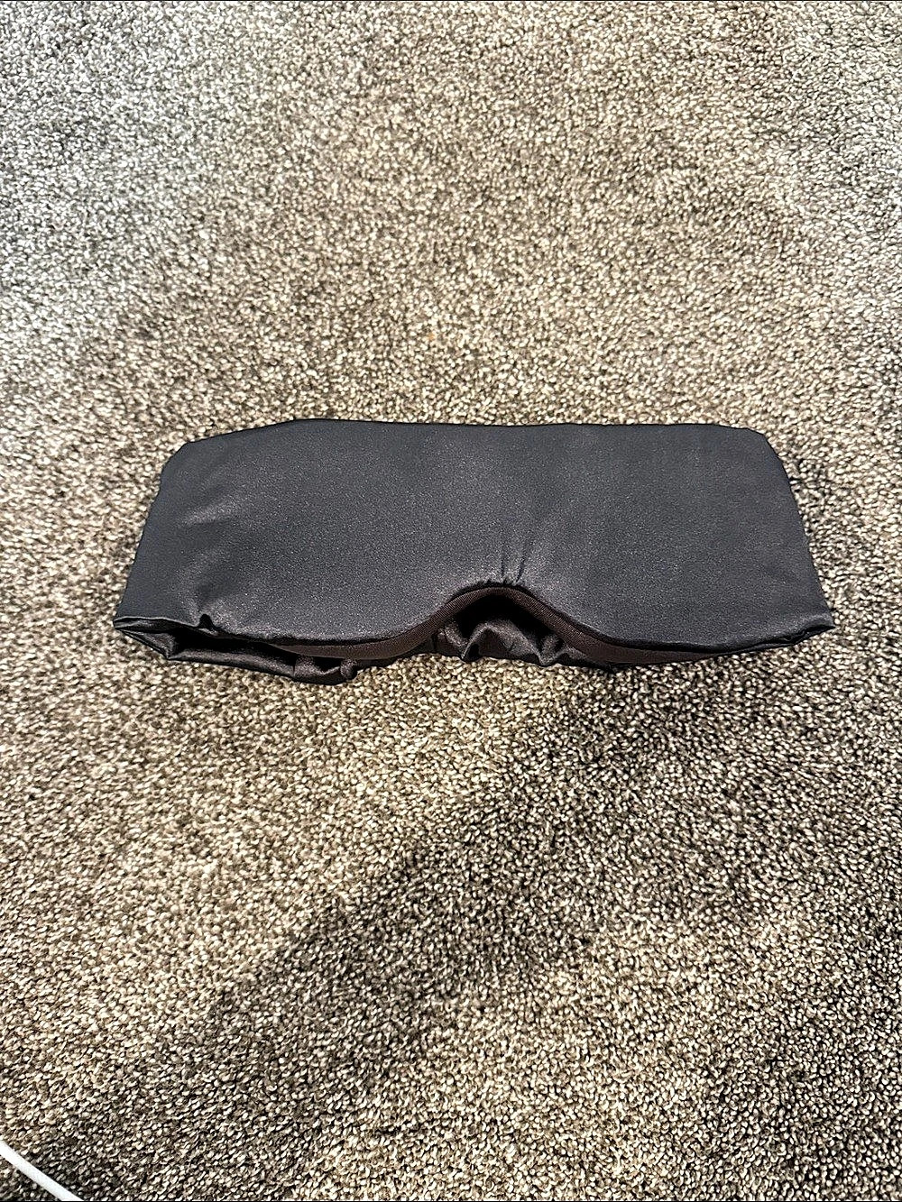 Kitsch Satin Pillow Eye Mask Black